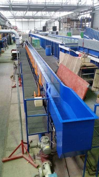 Blick auf Rinne in Fließrichtung